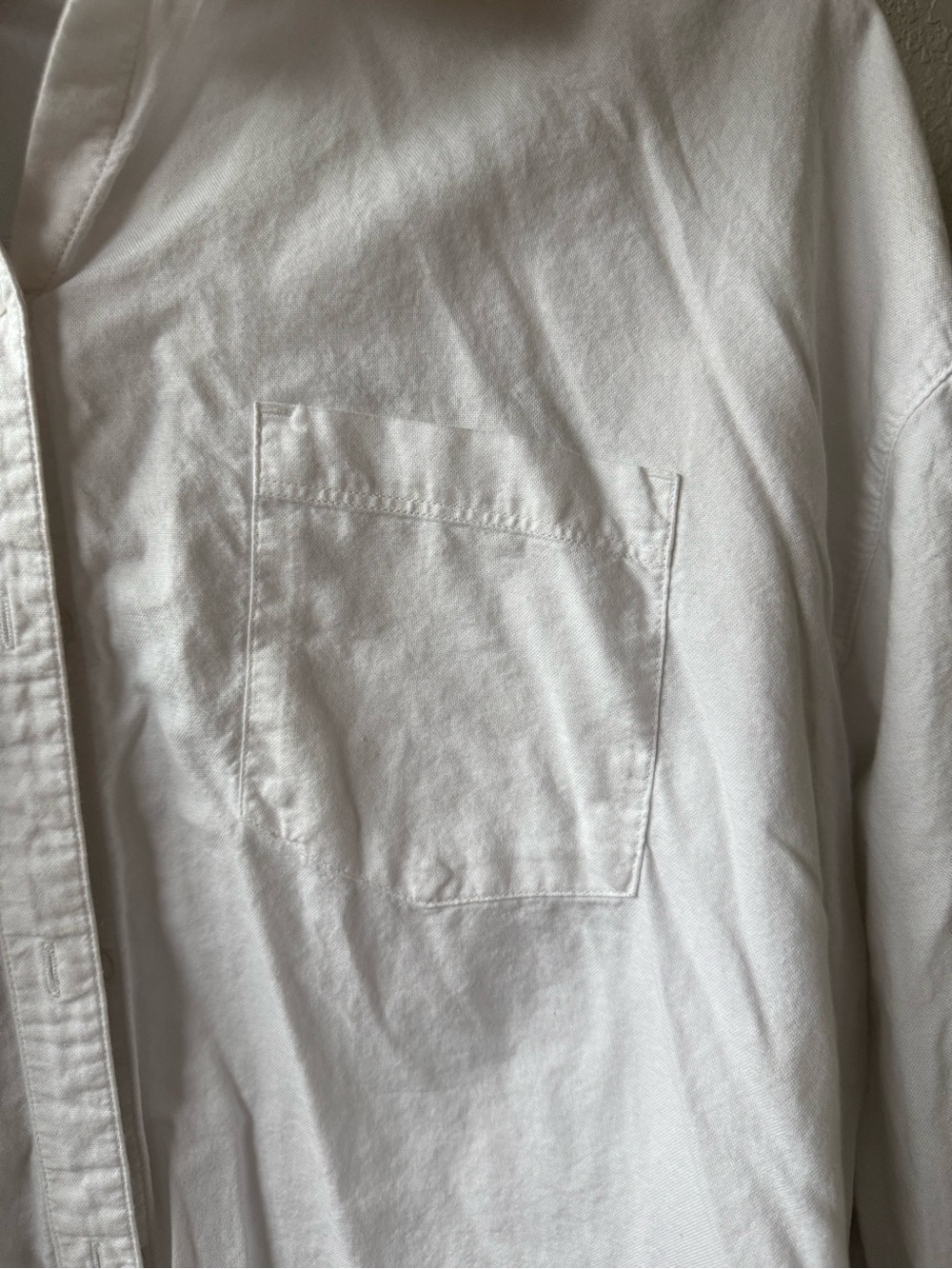 Old Navy White Classic Long Sleeve Button-Down Shirt - Size Large - Picture 4 of 6